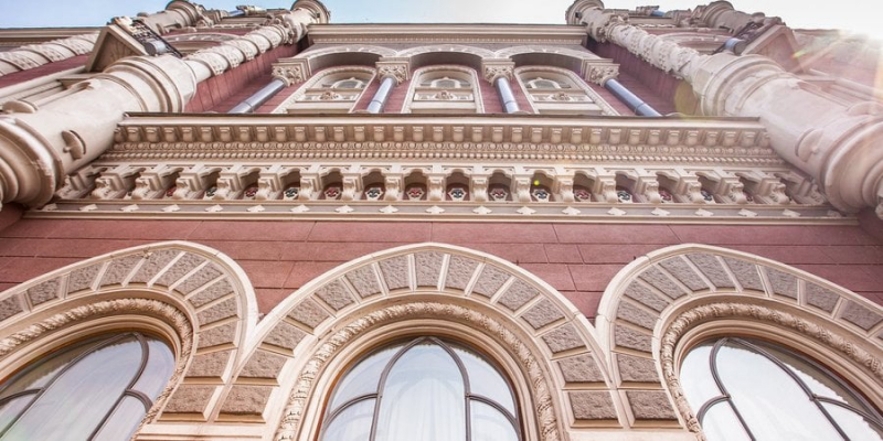 Бізнес програв державі. Лише один приватний український банк потрапив у&nbsp;десятку найприбутковіших&nbsp;&mdash; повний рейтинг