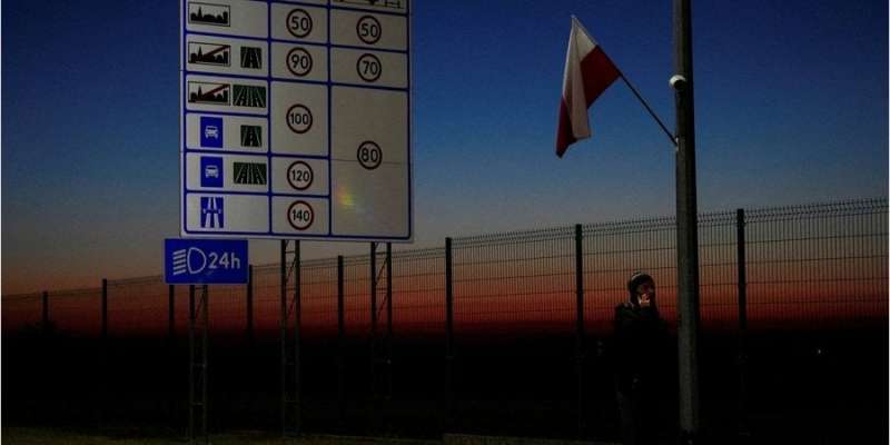 Блокада кордону. ЄС відмовляється задовольняти вимоги польських протестувальників&nbsp;&mdash; транспортний безвіз залишиться