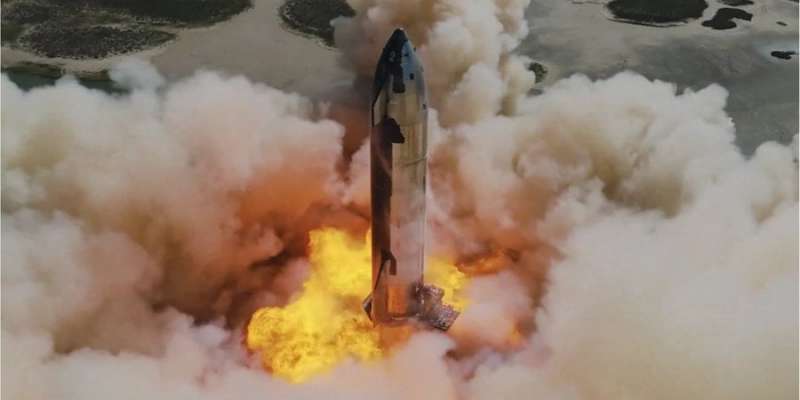 Епічно. SpaceX показала вогневе випробовування двигунів своєї мегаракети Starship — відео