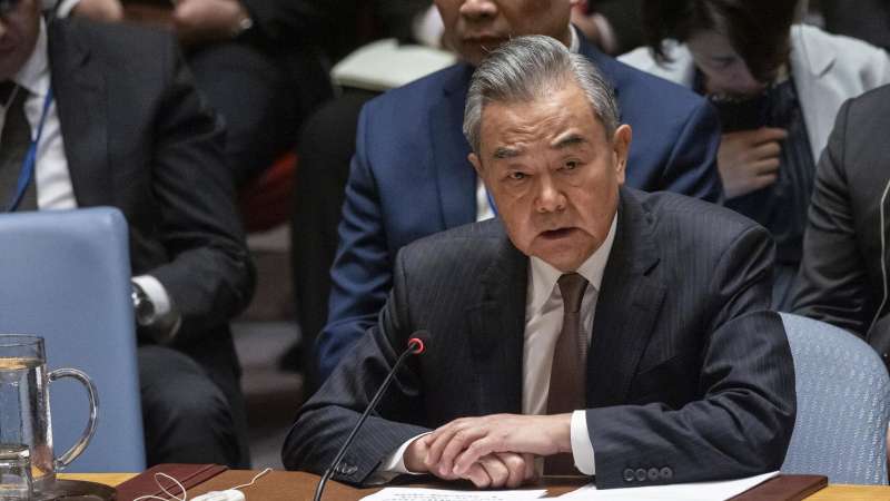 Китай призвал страны противостоять незаконным санкциям и блокадам